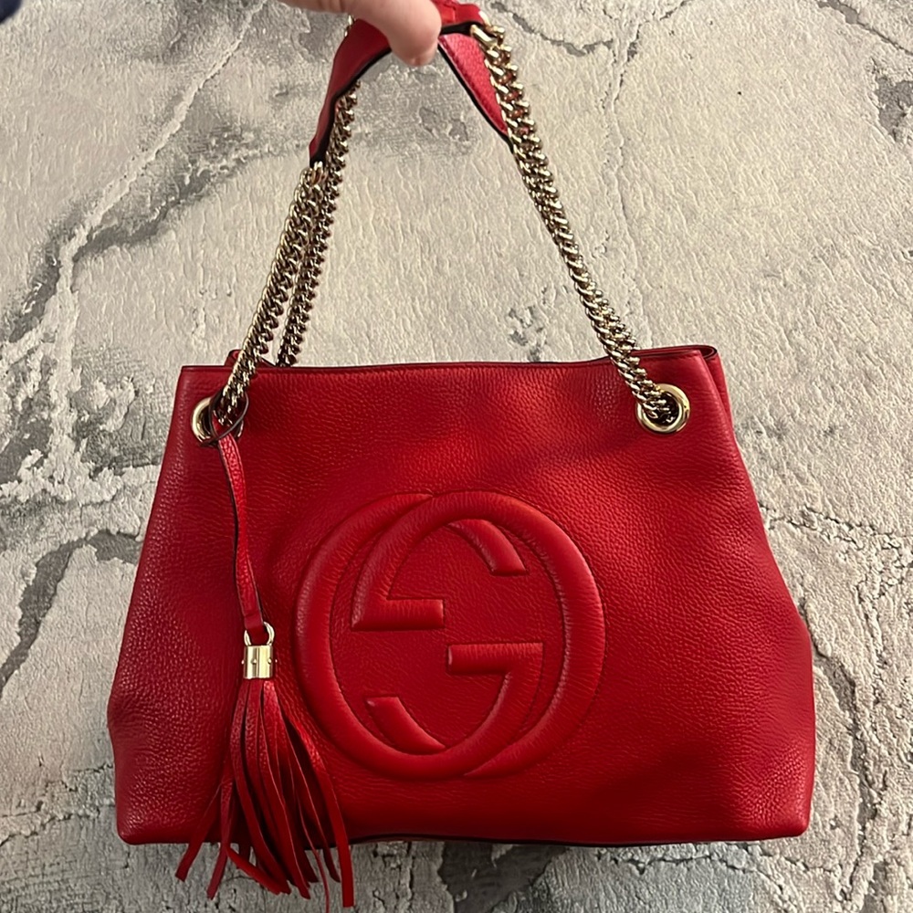 Gucci large soho bag chain strap